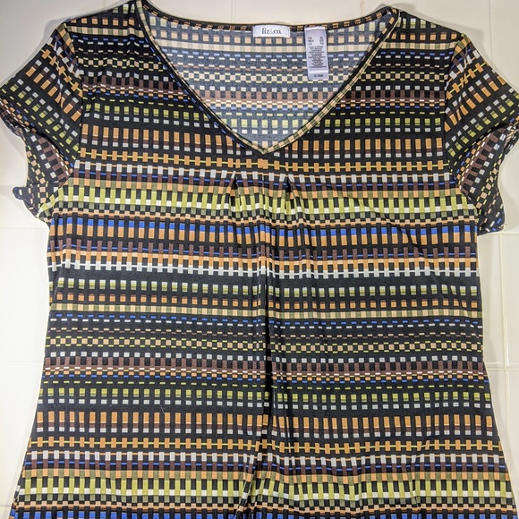 liz & co. Tops - Liz & Co cap sleeve V-neck top